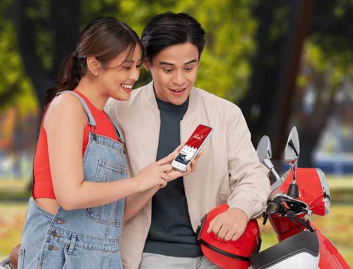 KapusoBuzz's tweet photo. TRUSTED | #CaltexPH renews partnership with Kapuso celebrity couple #GabbiGarcia and #KhalilRamos as Caltex Rewards Ambassadors!
Source: https://t.co/RxYsAHyGpI
#KapusoForever
#KapusoBuzz https://t.co/J8fwNYRXj7