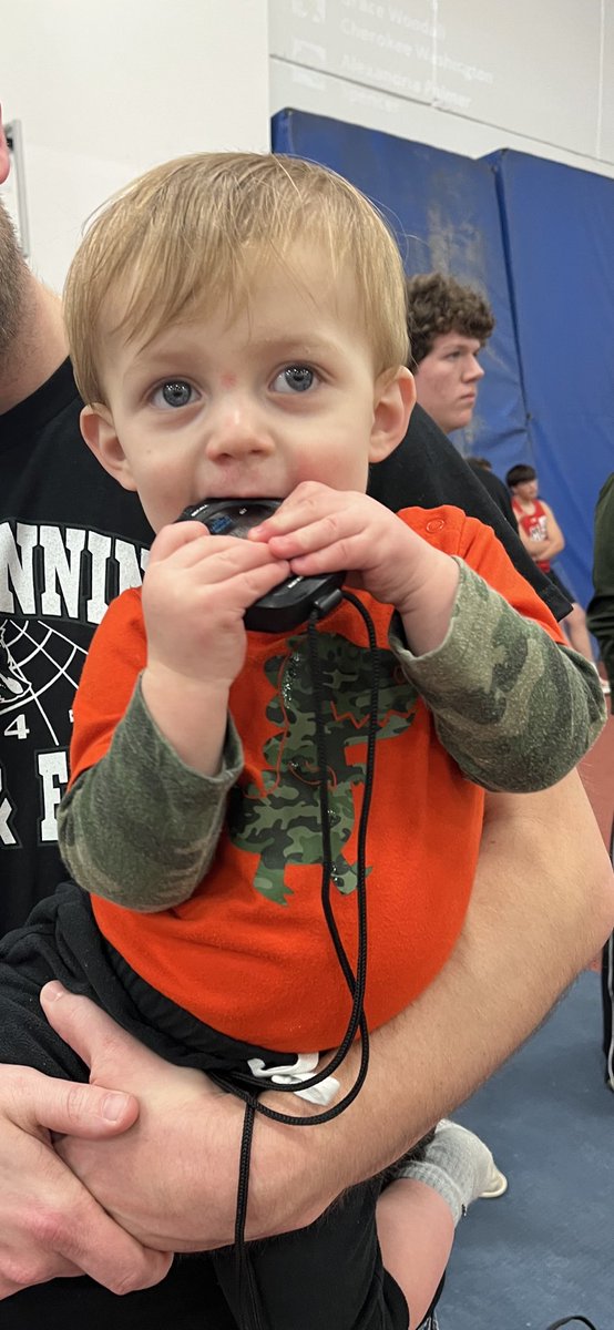 IKMM_TF's tweet photo. Future track coach ready to get splits!! ⏰ 🏃‍♀️ https://t.co/68p7YmgXNm