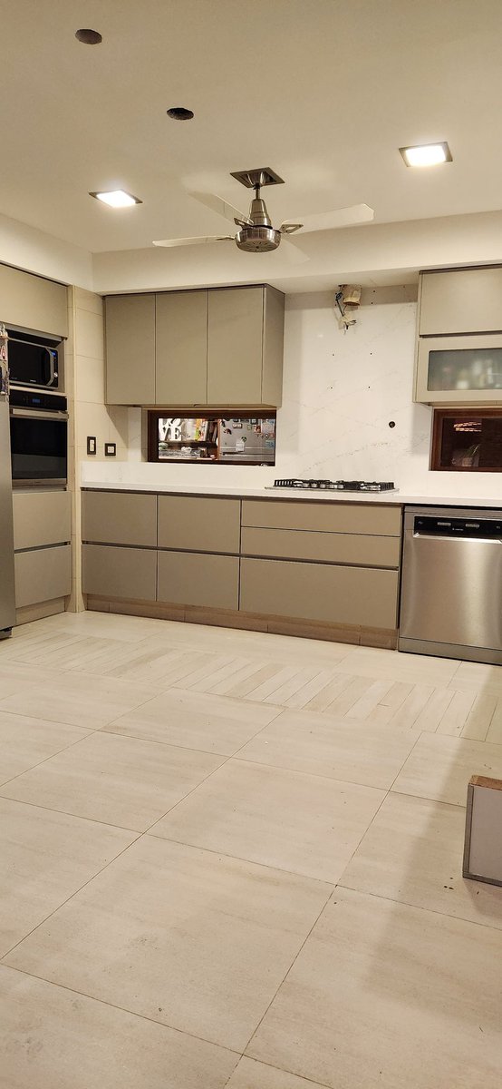 AndySignetti's tweet image. Otra Obra terminada! Avanti @estilopearceamob. Final de obra para esta nueva cocina!!! Ame como quedo esta fachada en PVC TERMOFORMADO!!