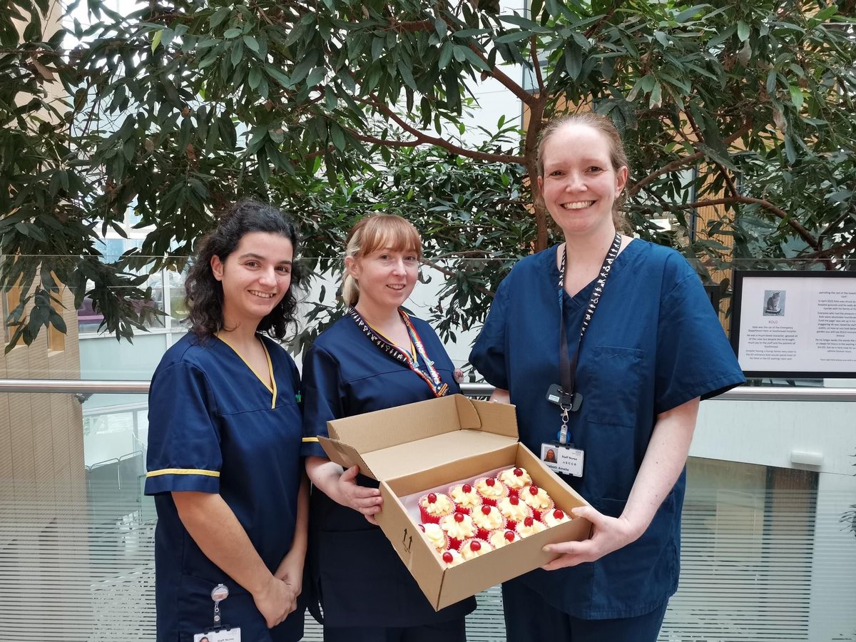 amyhadderz's tweet photo. Big thankyou to my team on National Cancer CNS day! Proud of all the individuals past and present that I have worked with. And to other professionals helping us on the patients journey! #NBTProud #cancer #urology @bui_nbt https://t.co/uUo8ioGgY9