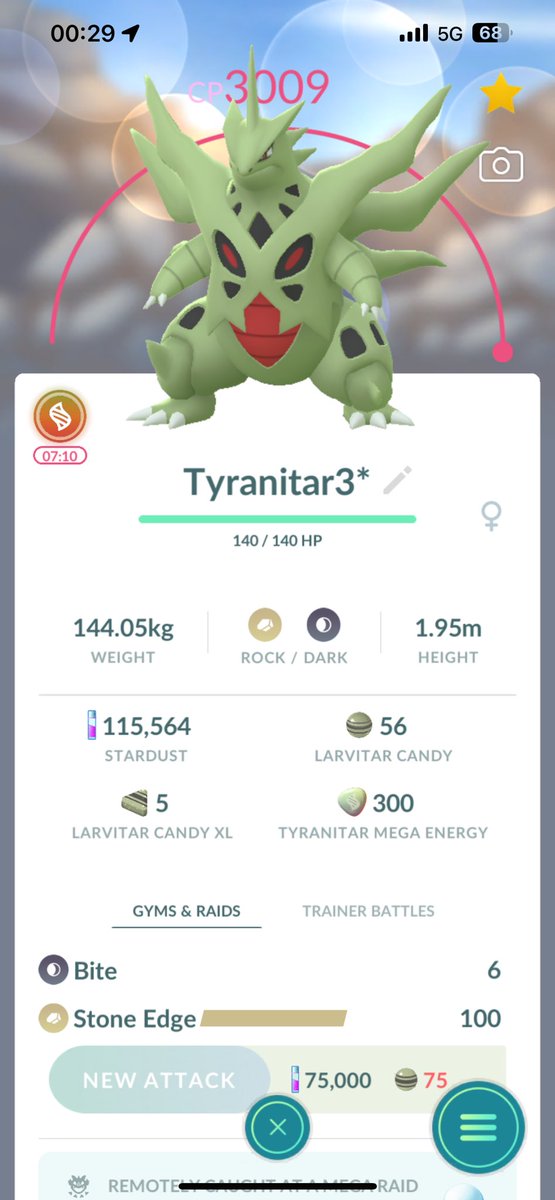 Josh_max94's tweet image. My first Mega today and on my birthday too 🎂😄 #PokemonGo #MegaRaid