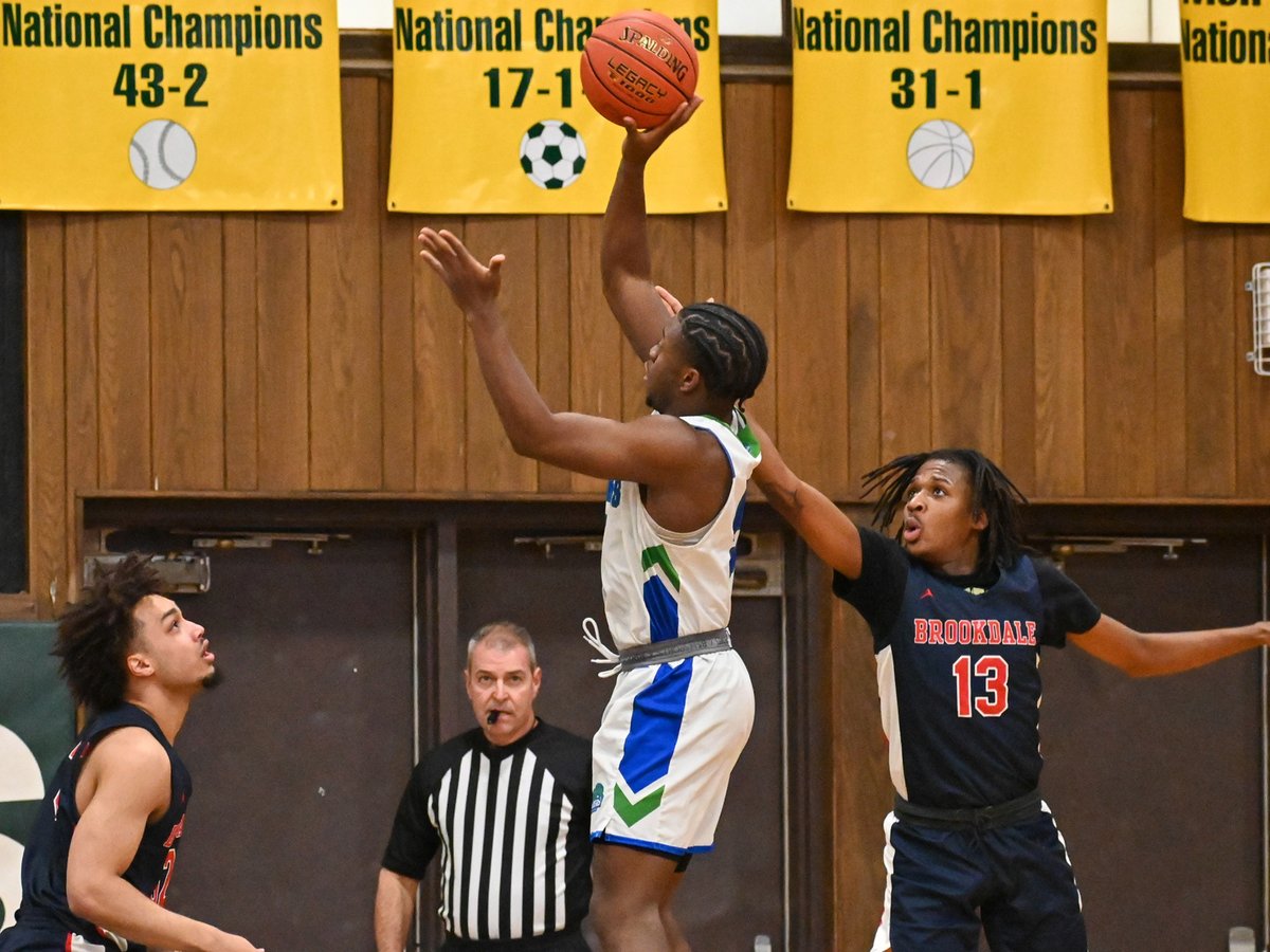 North Lake Overcomes Brookdale, Will Play for National Championship

📰 northlake.prestosports.com/sports/mbkb/20…

#BlazingATrail | #NJCAABasketball
