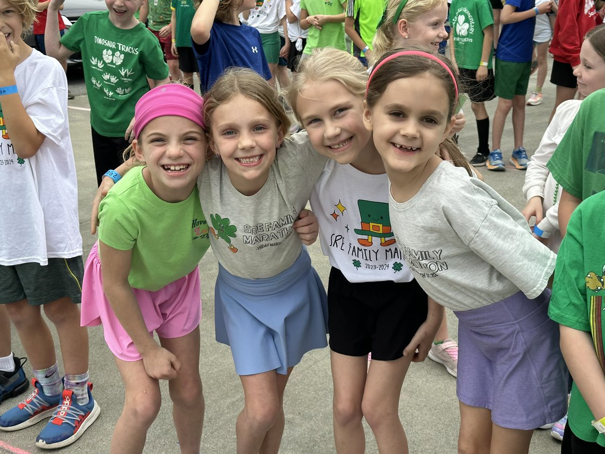 Miss Rogers' Second Grade Class tweet media