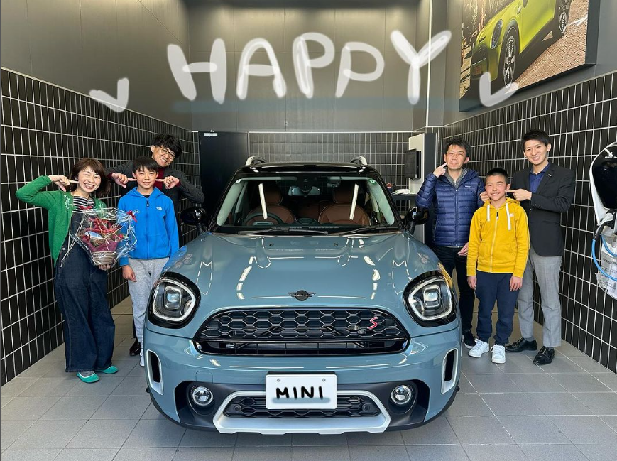 GlanzMini's tweet photo. 【MINI水戸】
祝・ご納車!!
先日のご納車のお写真🕊️✨
おめでとうございます💓
これから、新しいMINIと
素敵な思い出いーっぱい作ってください❣️
#新車 #納車 #minimito #なかよしかぞく #輸入車ディーラー #MINI好きな人と繋がりたい https://t.co/aSA5fZiPwt