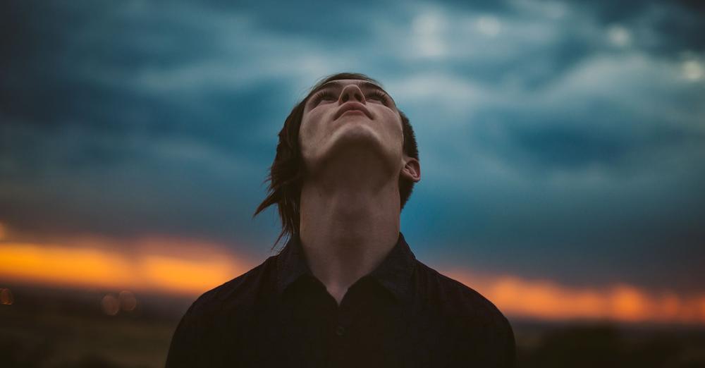 Jesus is Coming Soon!
We are living on borrowed time.
By Dr. David R. Reagan

Many people believe there is nothing that can be known about the timing of the Lord’s return because Jesus said He would return like a “thief in the night” (Matthew 24:42-44).

But Paul makes it clear