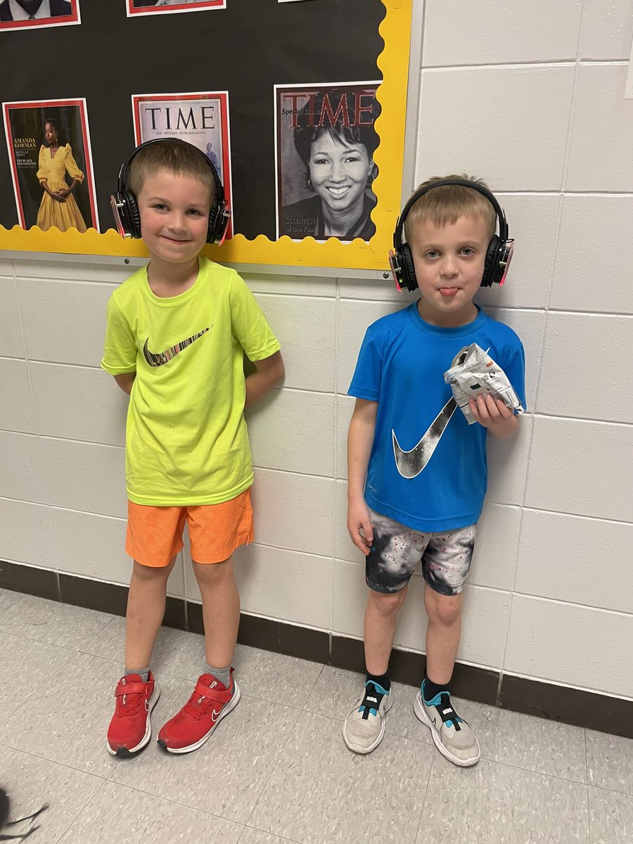 So fun taking this crew to the silent disco!! We had a blast! 🪩🕺🏼💃🏽@GutermuthES