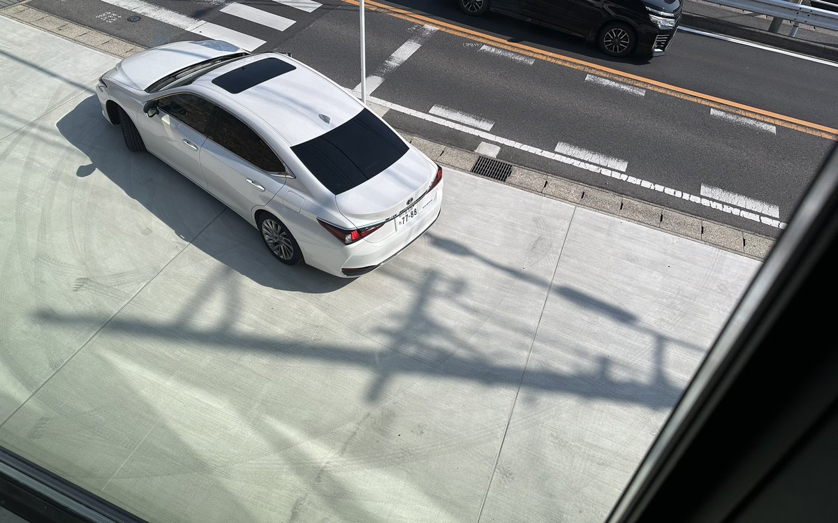 人んちの駐車場使ってUターンしていくやつって頭の中どうなってんの