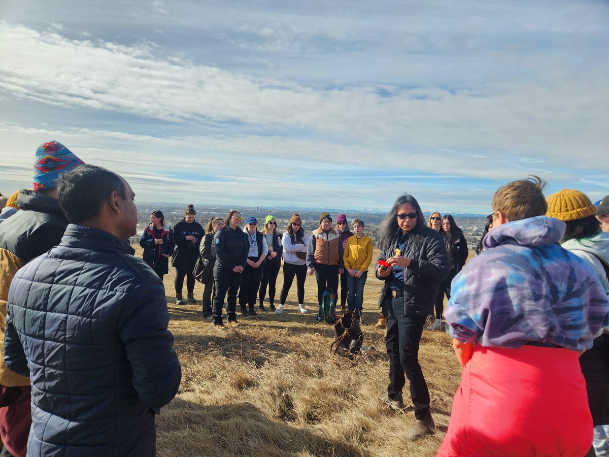 Great Indigenous Elder William Singer III Land-based learning at Nose Hill Park @cityofcalgary Thanks, @MountRoyalU Office of Indigenization and Decolonization for the support. @IENearth @CBCIndigenous @IENearth @Indigenous_ca