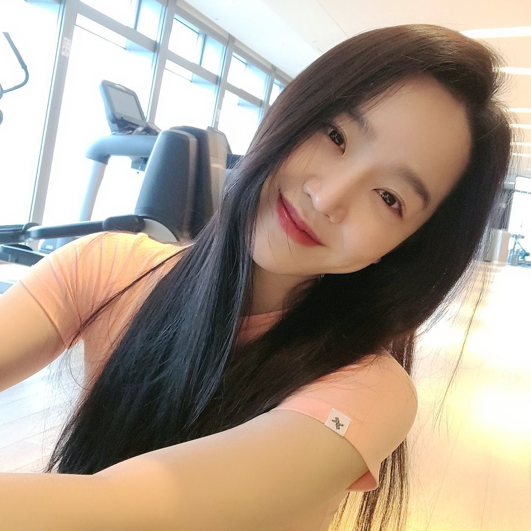 shinhs_archive's tweet photo. 미,,미친 우리 소라 얼굴이🥹 한소라래 우리 소라😭 이 얼굴로 인플루언서 및친 효소 200개라도 살 수 있어요 https://t.co/d343dEfjFW