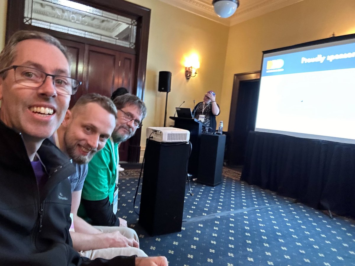 🥺 the team support while <a href="/becdetat/">Rebecca Scott 🏳️‍⚧️ @becdetat@tech.lgbt</a> preps for her talk #dddmelb

<a href="/BizTalkBill/">Bill Chesnut</a> <a href="/shawinnes/">Shaw Innes</a> and Jack 🙌