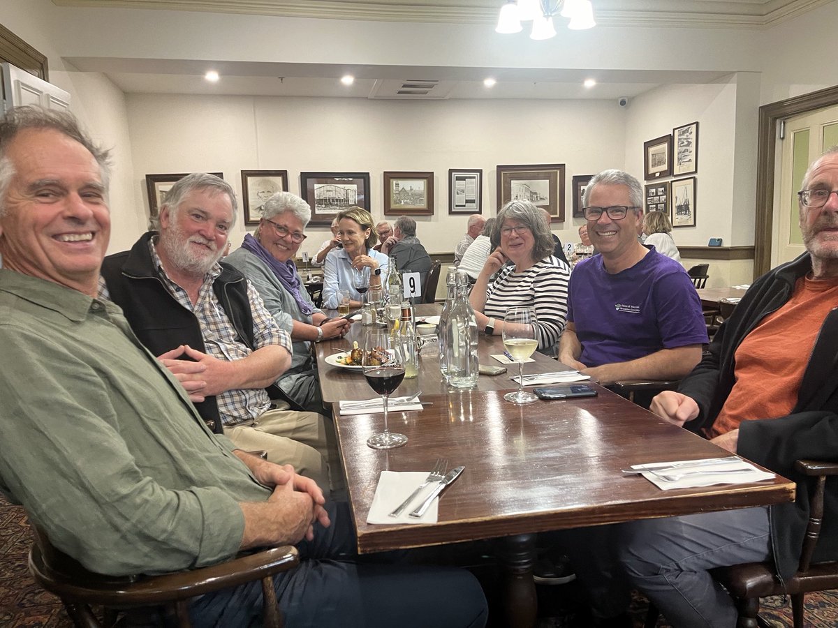 ⁦@VoicesofWannon⁩ meeting at Portland in swVic.Great discussion of The Indi Way community-up approaches for improved representative politics. Another donated book to the local library. ⁦@dginnivan⁩ ⁦@adropex⁩ ⁦@voicesforindi⁩. Great pub meal too! #moretocome