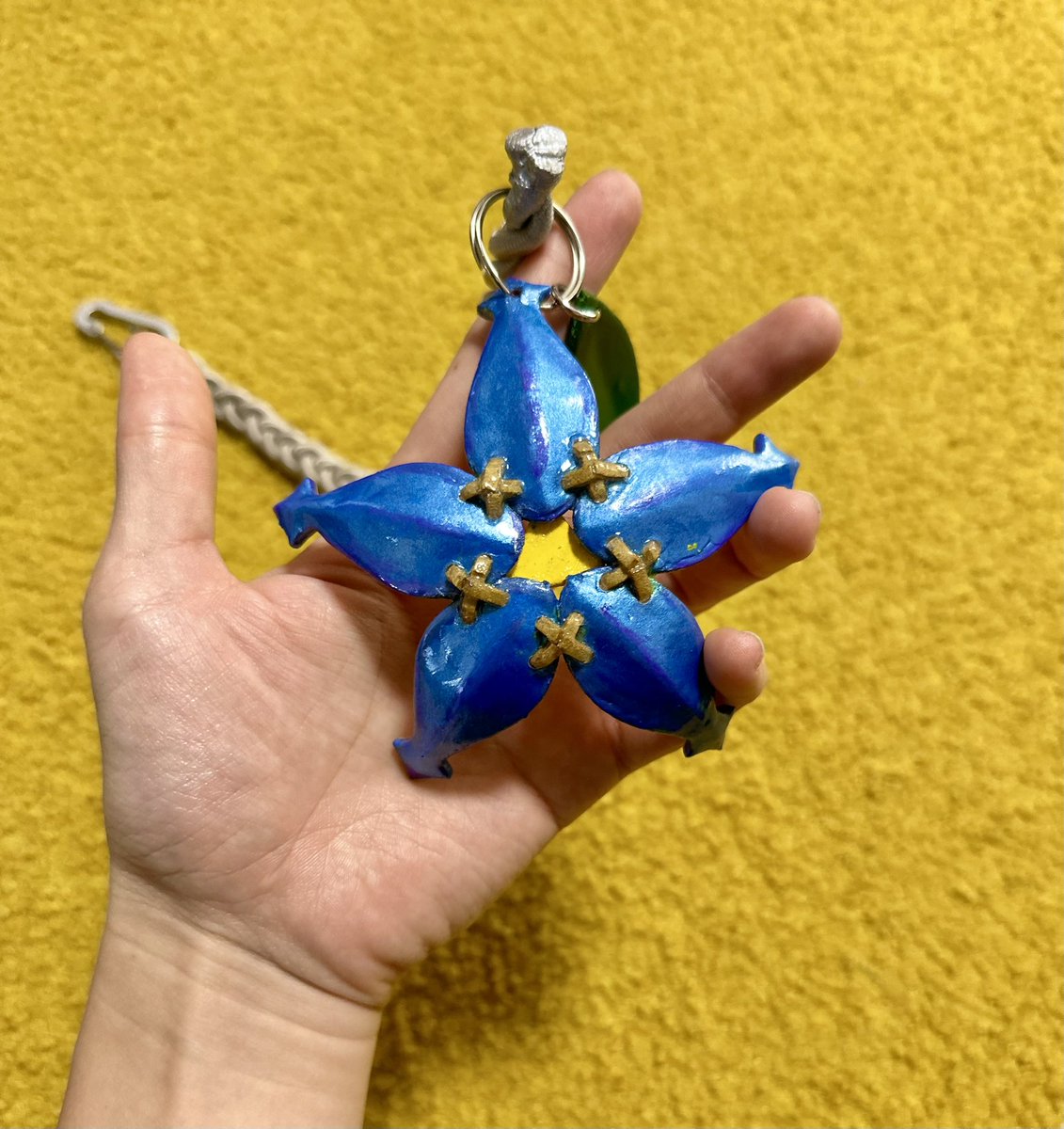 氷乃さんが作った約束のお守りのキーチェーン部分

ほんまに神ががってる

こちら注文の品です👍👍👍

色が本当に綺麗…