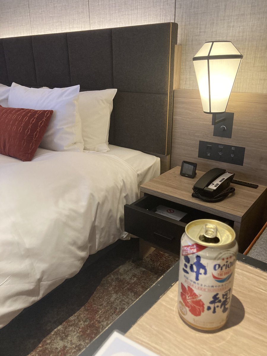 hitc1104's tweet image. 北海道、学会堪能中〜

こちらに来て、はじめにオリオンビールを飲んだせいか…暴飲暴食のせいか…北海道の神様に怒りをかってしまい、声も出ないし、トイレが友達でした🚽笑

でも、気持ちの整理がしっかりできた学会になりました👊
Reborn👶‼️