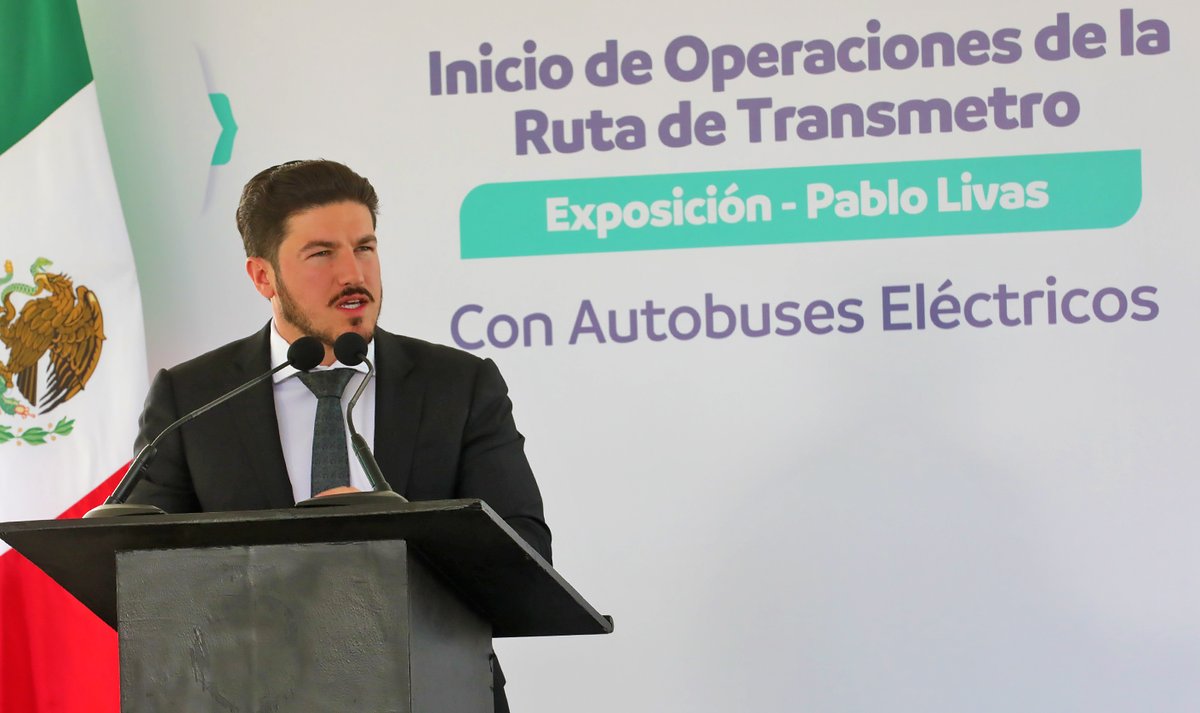 AjuaaNoticiasMx's tweet photo. Arrancan en Nuevo León Camiones 100 por ciento Eléctricos https://t.co/BUzLGbkmWB @nuevoleon @samuel_garcias https://t.co/rtBrXqpZZe