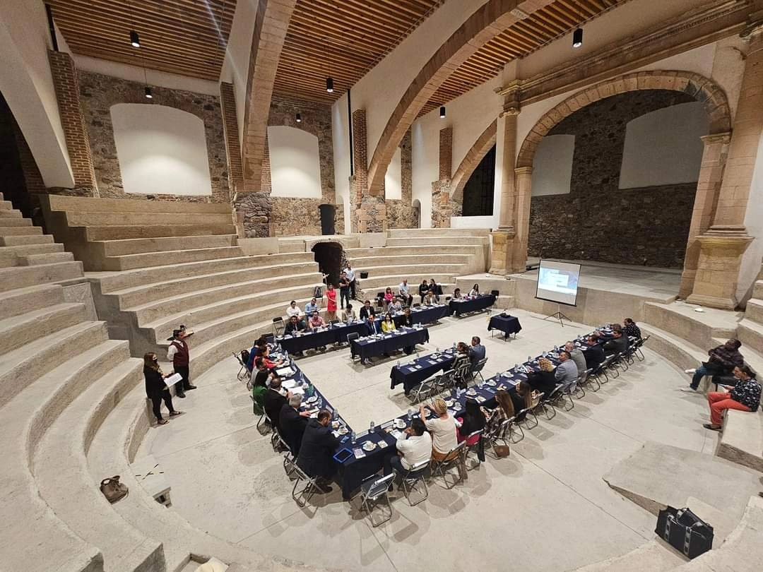 ComSNTE13's tweet photo. 🟠Sesión del Consejo Estatal para la Planeación y Evaluación de la Educación (CEPEE) de la cual forma parte el Prof. Raúl Espinoza Alonso, Secretario General, quien asistió para conocer los diversos proyectos que se promueven para favorecer el rumbo de la educación en el estado. https://t.co/icCvsBXrhX
