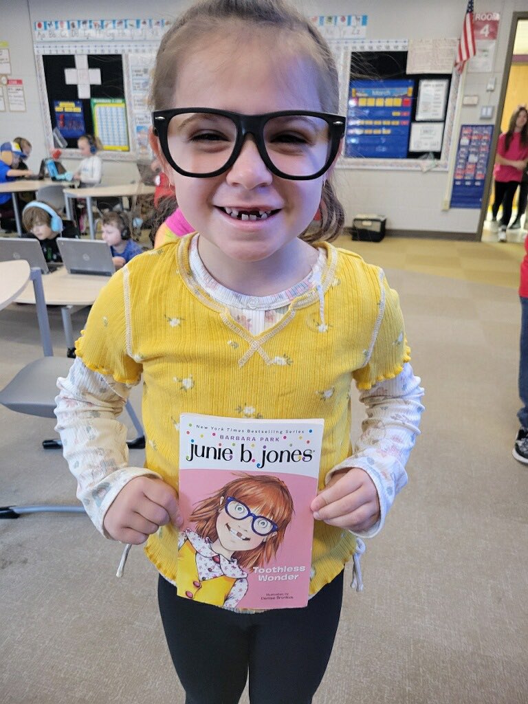 Joan Grassi tweet media