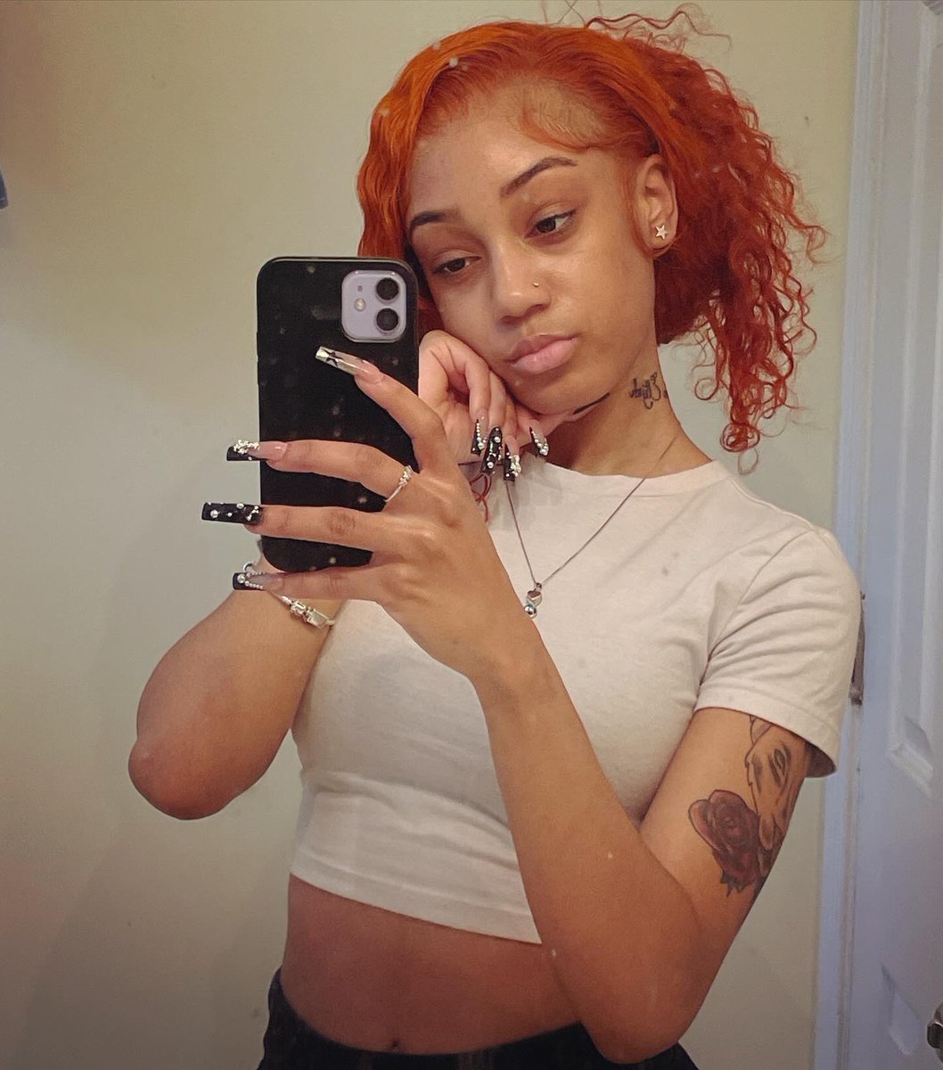 nubuzzfeed's tweet image. get it sexy!