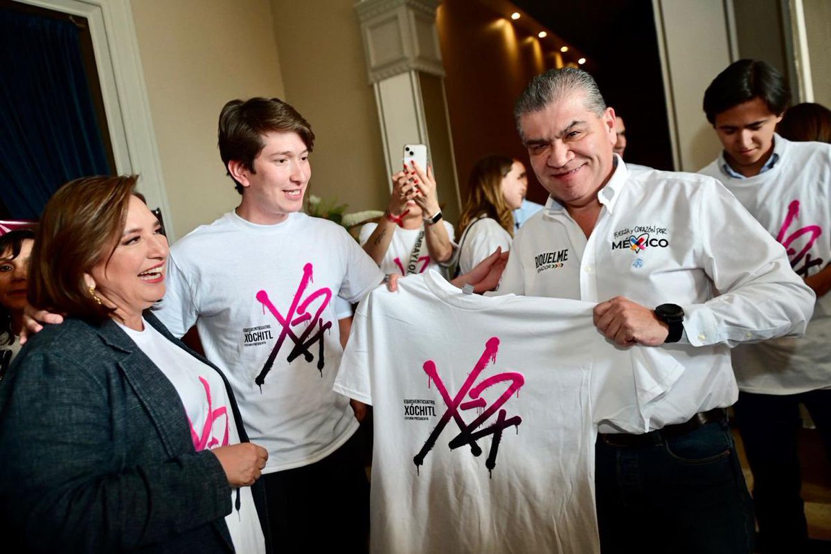 mrikelme's tweet image. Estuvimos esta tarde con @XochitlGalvez en un gran encuentro con jóvenes de las 5 regiones de #Coahuila, donde escuchamos atentamente sus propuestas. Nos comprometemos a acompañar e impulsar estas iniciativas desde el Senado de la República.
(1/2)