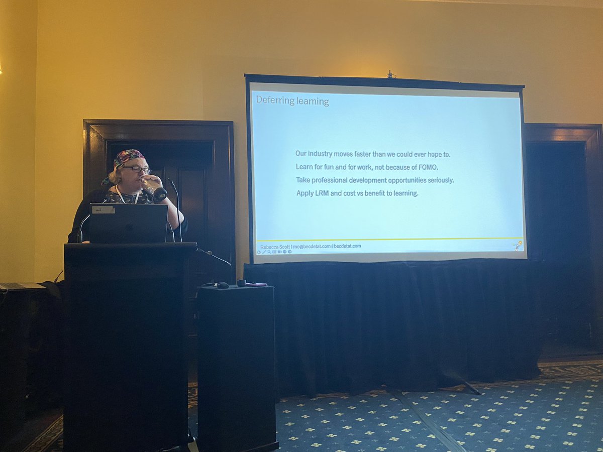 Minimum Viable Programmer by Rebecca #dddmelb liked the “Last Responsible Moment” principle