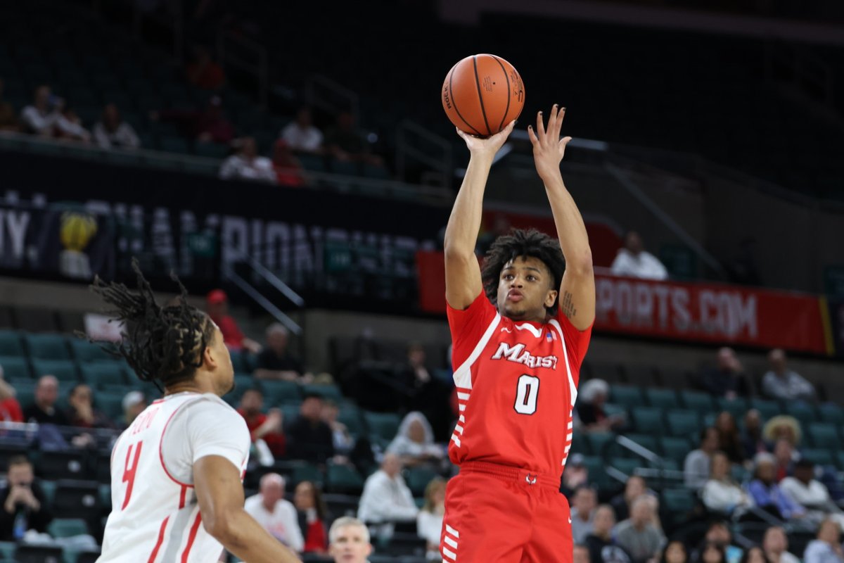 MTO on the floor. Marist leads 44-39 with 14:29 left in the half. Collins to shoot two after the break.