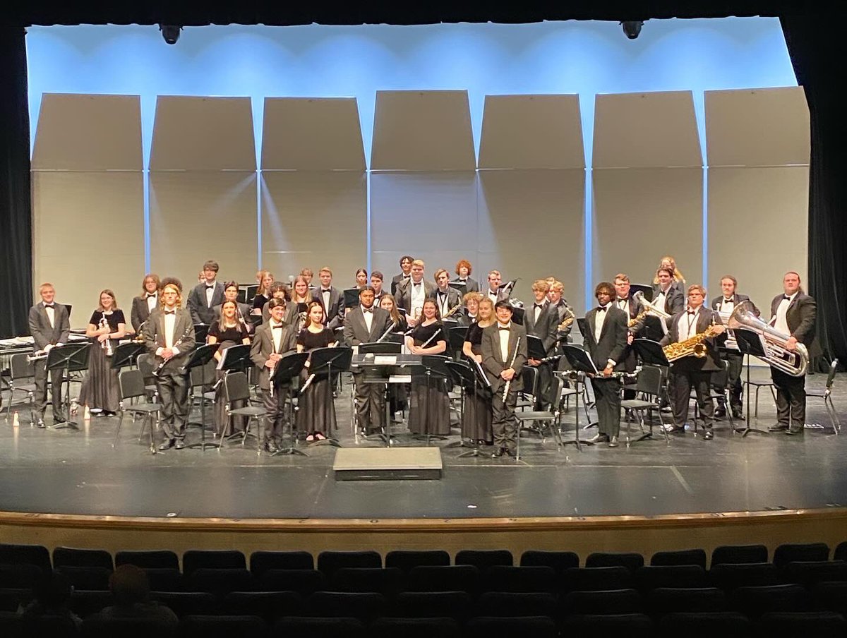 Wind Ensemble with 43 performers earned a 🥇☝️ Superior rating at OMEA Contest for the Wind Ensemble!