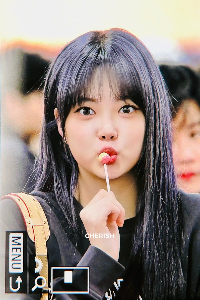 240316

#르세라핌 #LE_SSERAFIM 
#홍은채 #은채 #HONGEUNCHAE