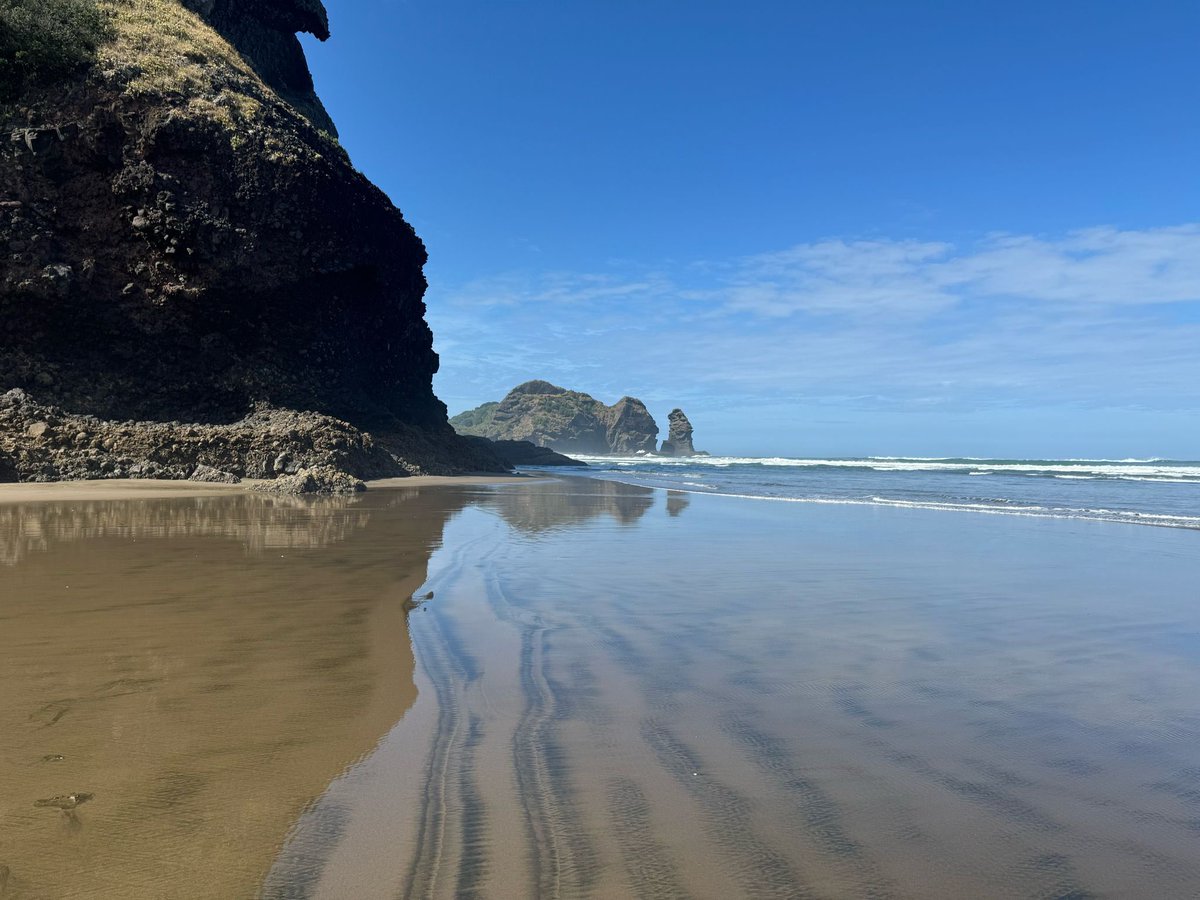 tushki244's tweet photo. New Zealand 🇳🇿 south Island https://t.co/cSJ33xu8Nr