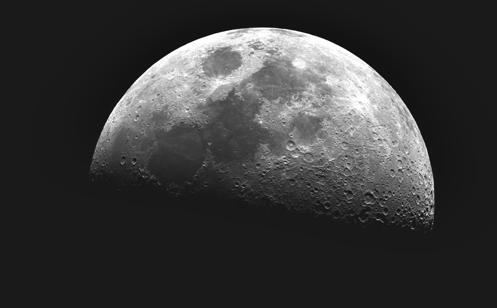 17 March: First Quarter Moon at 4:11 UT (now). The days around First Quarter Moon are the best time to view craters and many other lunar features. Use binoculars or, better still, a telescope for some incredible views. #Moon #Space
