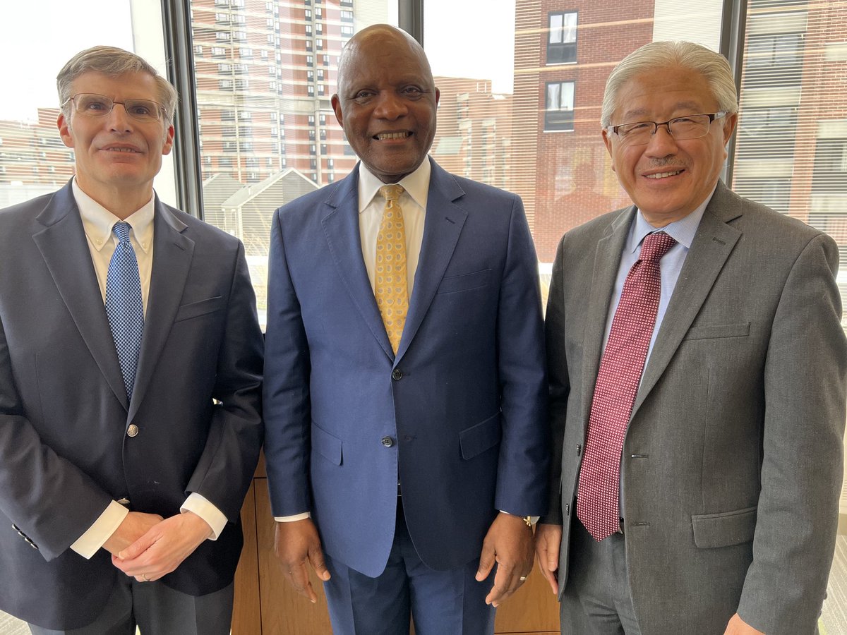 It is a honor to have John Nkengasong deliver the Paul Farmer-Victor Dzau Lecture in Global Heslth Equity at the Brigham &Women’s Hosp of Harvard. His talk was a tour de force and absolutely inspring. John exemplifies the global leadership that is very much needed.