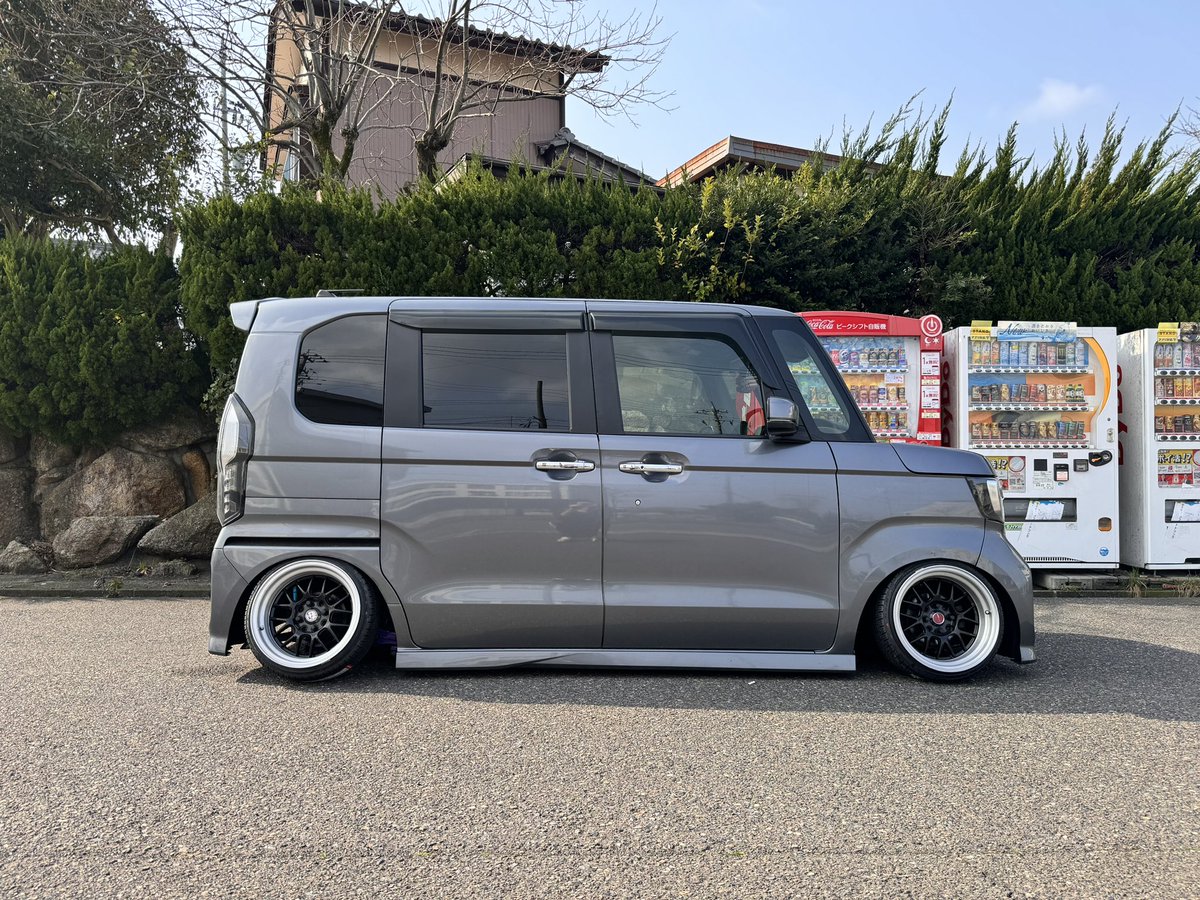 ryo__jf3's tweet photo. リップとアンダー付いてないけど
復活ついでにちょこっとリメイクしました✨
皆さんどうでしょう🥹
刺さってくれる人がいればいいなあ❤️‍🔥 https://t.co/BsBAAbcsKQ