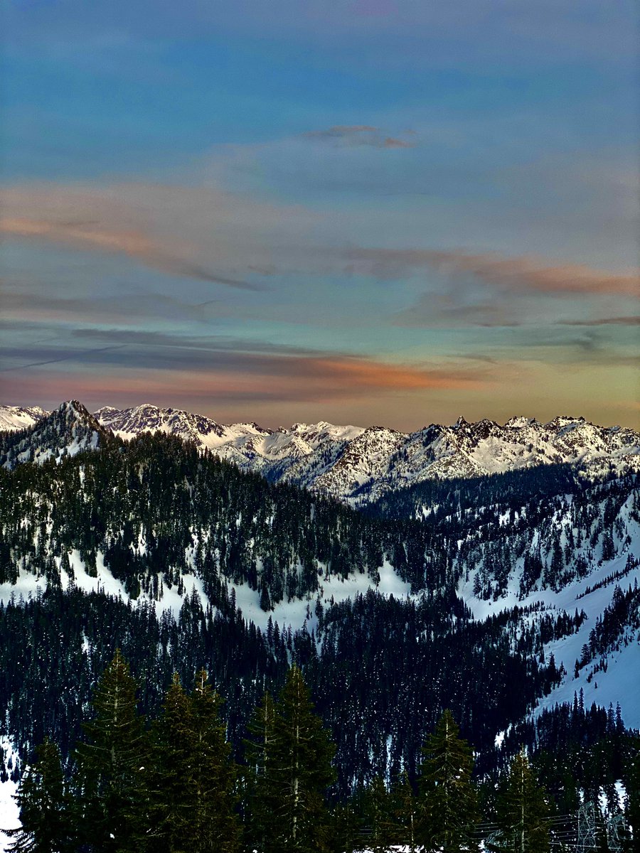 Some sunset laps at ye old @StevensPass