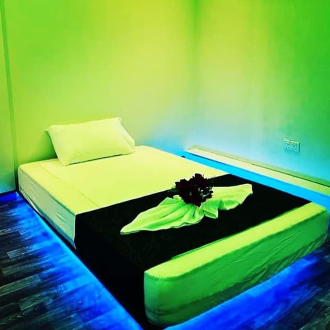 مرحبا ياعيوني💓💓
😍 الأن الأن مساج  وبعروض مميزة 
😍 دائما نحن معكم بكل ثقة وسرية 
😍 مساج كامل جميع الجسم🤗 بالأضافة لأجمل السهرات والتواصل واتساب wa.me//966564065837
#الماجد_للعود