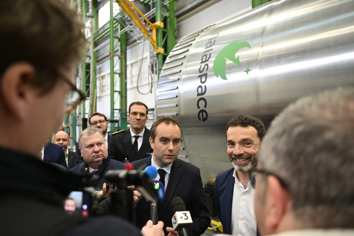 Délégué général pour l’armement tweet media