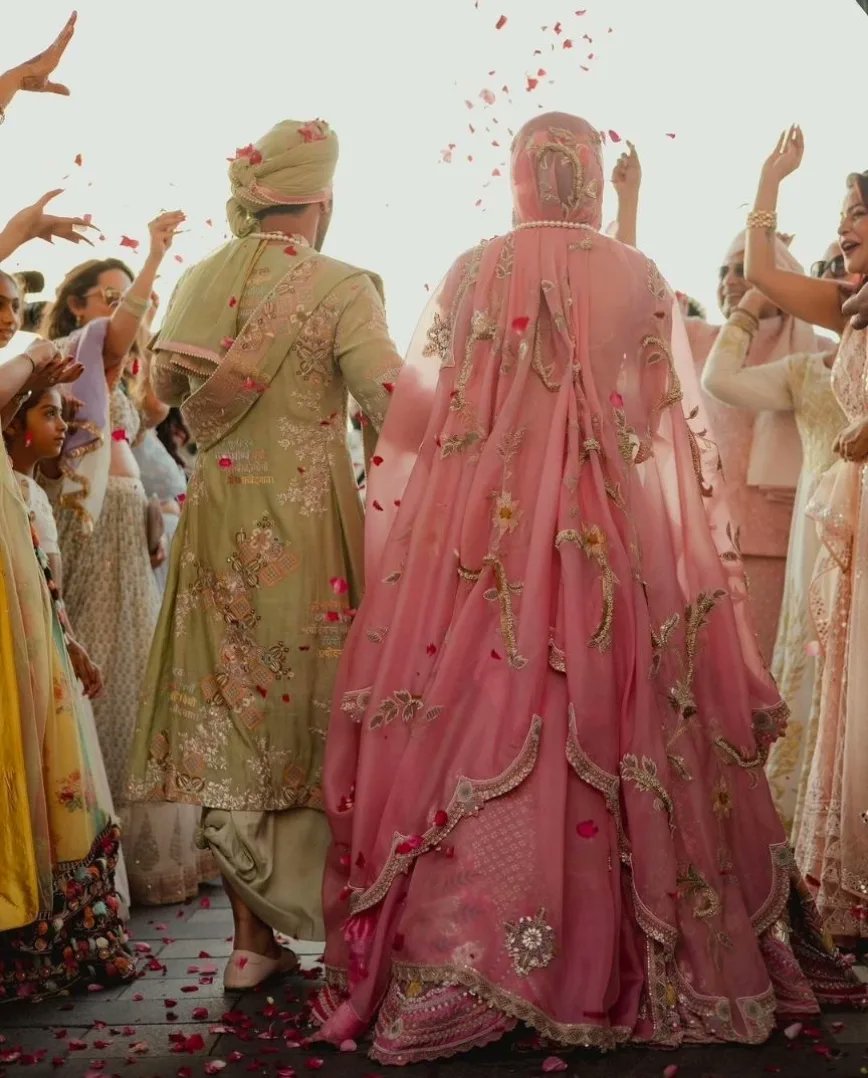 Just married 🥰💕 
Pulkit Samrat and Kriti Kharbanda drop gorgeous clicks from their dreamy wedding. 😍
Here's wishing the newlyweds a very happy married life.

Follow @FilmyGupshups for more!

#PulkitSamrat #KritiKharbanda #Filmygupshup