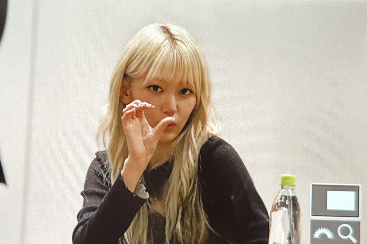OSUKE_0303's tweet photo. 240316 LE SSERAFIM 3rd Mini Album 'EASY' シリアルナンバー特典企画 팬싸

#宮脇咲良 #사쿠라 #SAKURA 
#ックラ #미야와키사쿠라 #꾸라 
#LESSERAFIM #르세라핌 https://t.co/309B2nnxqy