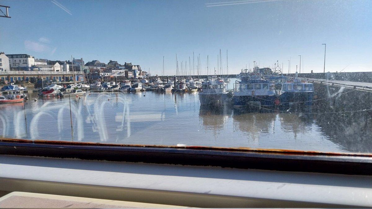 Today's view for Breakfast. We are at the Bridlington Saturday Market all day with 4 beers for £10 and a FREE bottle opener. This offer includes our Yorkshire Pudding Beer!
#saturday #weekend #Yorkshire #yorkshirepuddings #Bridlington #eastcoast #eastcoastfoodies