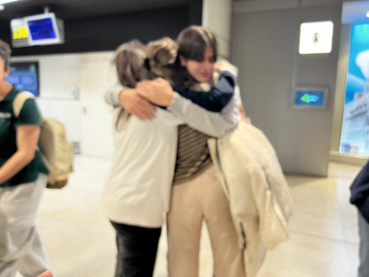 Emili Jaime-Allwood (@emilijallwood) on Twitter photo Thank you <a href="/colegio_rcajal/">Colegios Ramón y Cajal</a> ! 🇪🇸Completing a Global Explorers experience🌍 <a href="/Shorecrest/">Shorecrest</a>! Chargers heading back home 🛫🇺🇸 Thank you <a href="/colegio_rcajal/">Colegios Ramón y Cajal</a> ! 🇪🇸Completing a Global Explorers experience🌍 <a href="/Shorecrest/">Shorecrest</a>! Chargers heading back home 🛫🇺🇸