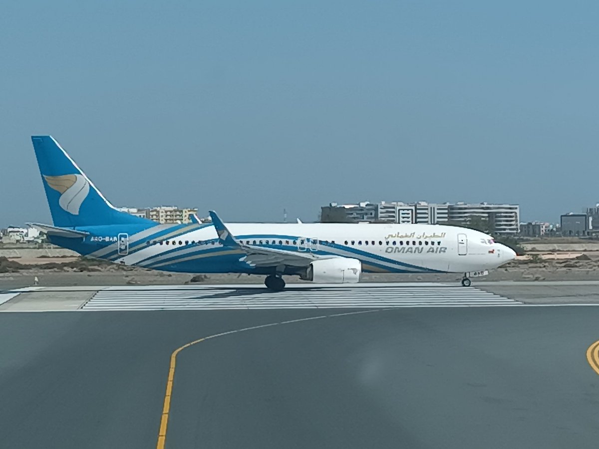 Oman Air departing from Muscat.

#Boeing737 #Muscat #aviation #Pilot