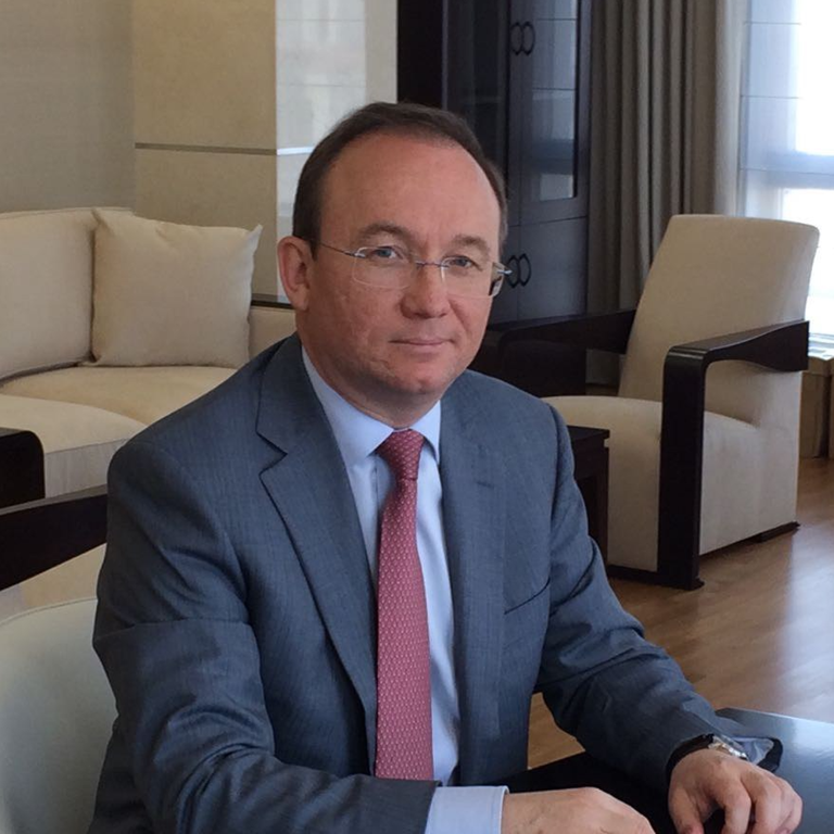 Tendar's tweet photo. The Russian oil company "Lukoil" is plagued by a series of deaths of its top management. In the last two years, 4 of them died. The list:

- Ravil Maganov, Chairman, died falling from window
- Vladimir Nekrassov, CEO, died from falling from window
- Aleksandr Subbotin, died while… https://t.co/xp8HwGifhj