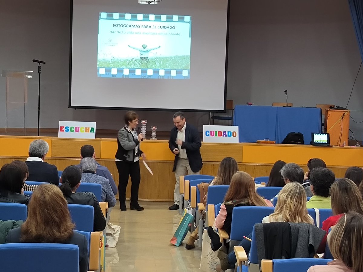 "Fotogramas para el cuidado" con Diego Cuevas en el encuentro "Pastoral de la Escucha y el Cuidado"