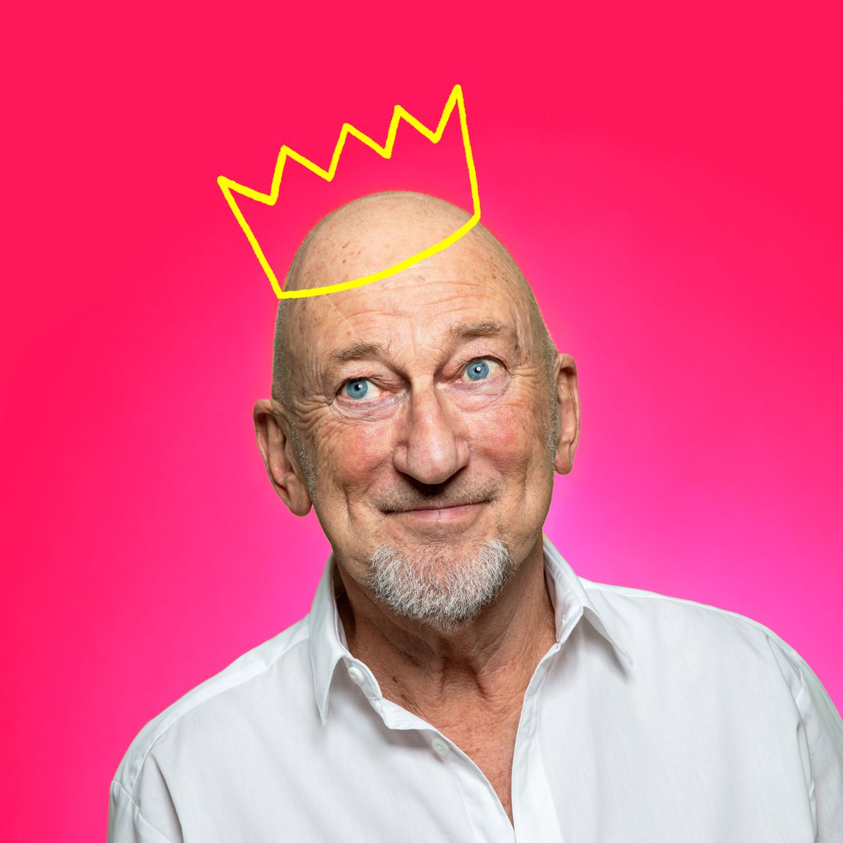 75 is hij! Een heel jaar lang. En hij trakteert. Niet met taart, maar met liedjes. Gerard van Maasakkers viert zijn verjaardag samen met zijn publiek! Op 30-1-25 komt hij naar Het Speelhuis! En kaarten zijn nu al verkrijgbaar via onze website theaterspeelhuis.nl.