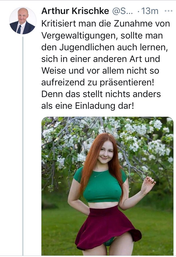 Claudia90773205's tweet photo. Ein typisches Beispiel von Täter-Opfer-Umkehr.
Arthur glaubt tatsächlich, er würde zu einem sexuellen Übergriff geradezu genötigt werden, wenn ein Mädchen Minirock trägt.
Ja, er meint das wirklich so. https://t.co/bXlfqobunV