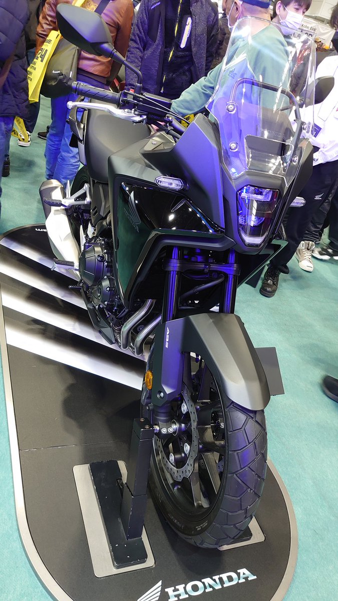 MiyukiAsaka's tweet photo. こいつが次期教習車か
#大阪モーターサイクルショー
#大阪モーターサイクルショー2024
#omsc
#ホンダ
#NX400 https://t.co/uRaqzcLylV