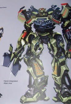 トランスフォーマー 実写映画一作目のラチェットの玩具の右腕に収納