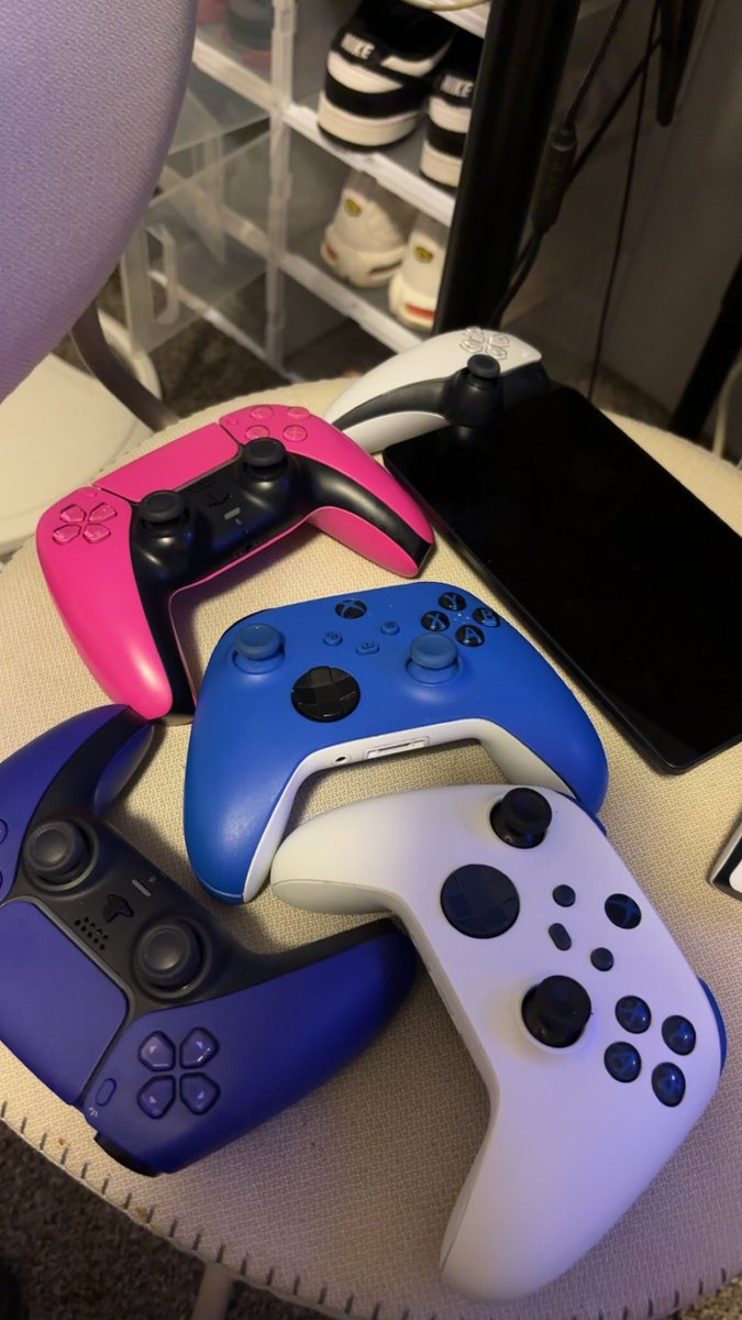 itsOnlyKB's tweet image. COD??