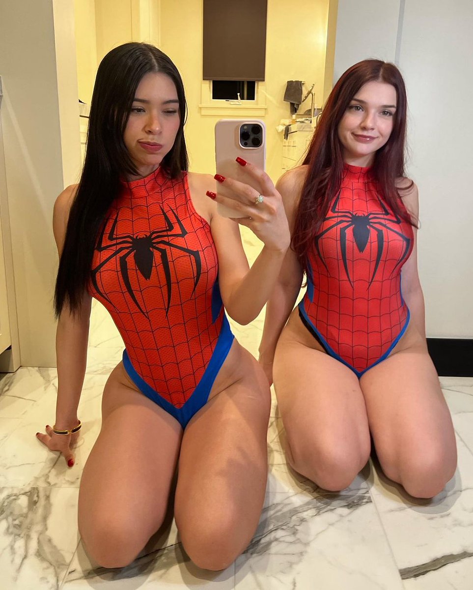 Detectivedoge_'s tweet photo. Spidey Twins 🕷️🕸️
#fyp #cosplayergirl #cosplay https://t.co/58VwzccVrF