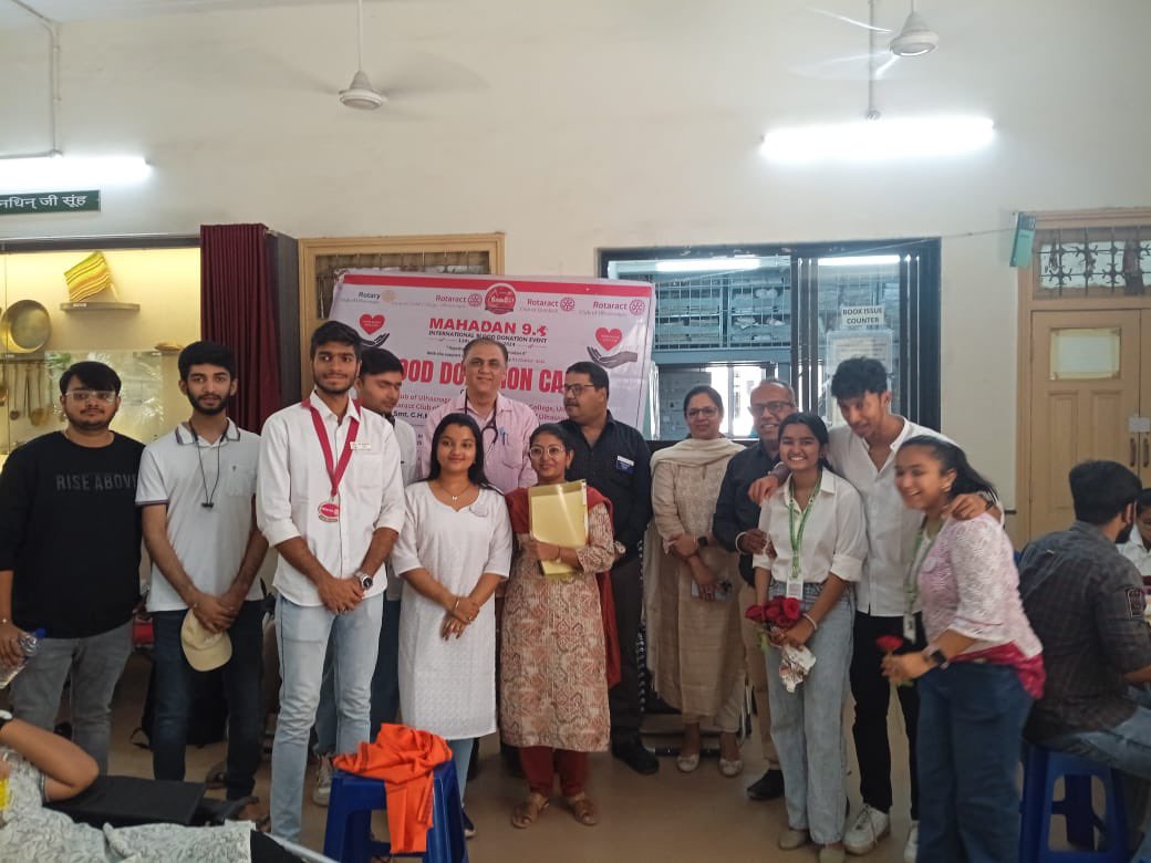 RIDistrict3142's tweet photo. MAHADAAN*... Initiative taken by our Rtr Mahek Manik ( Sec Rotaract Club Ulhasnagar) 
Blood Donation Camp

We  accumulated 57 Units of 65 Voluntary Donors ,( *it's record collection without support of Religious or Yoga group in ULHASNAGAR* ) https://t.co/lF4UkIAVnd