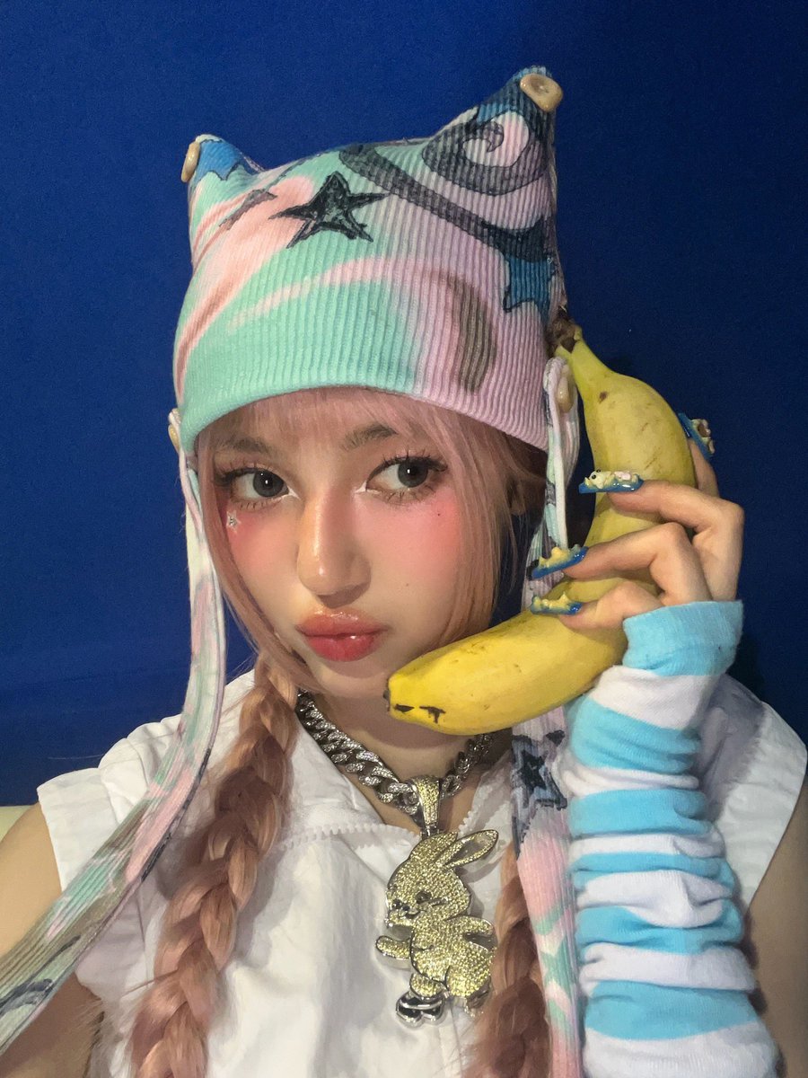 nwjnslatam's tweet photo. 📞 | 031624

— Actualización de Danielle en su álbum de fotos a través de phoning.

#NewJeans #뉴진스 #DANIELLE #다니엘 @NewJeans_ADOR https://t.co/aPvKypZdgo