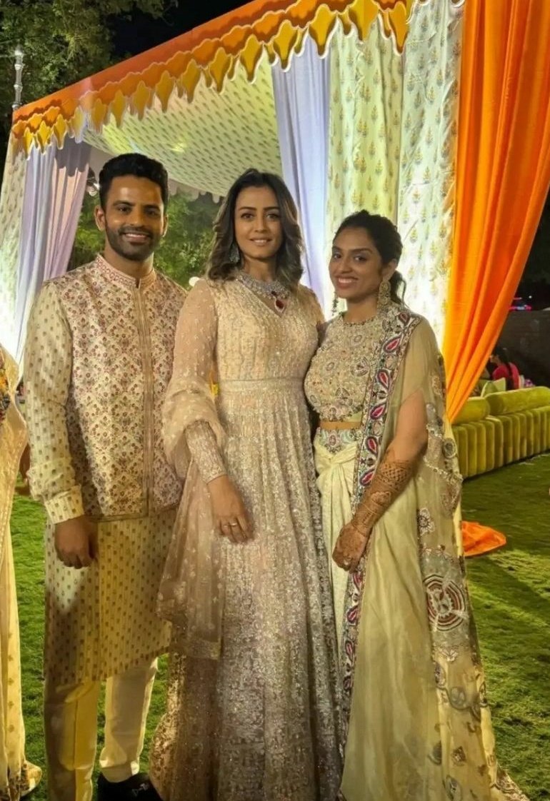 #Venkatesh second daughter #Hayavahini wedding photos📷
#vega #entertainment #vegaentertainment