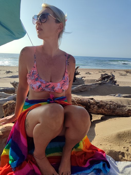 I'm online right now. 😍 Hope to see you @Stripchat 👉 https://t.co/tQpuxt3MPx #stripchat #stripchatlive<a class="tags" href="/tag/stripchat">@stripchat</a><a href="/tag/stripchat"class="tags"><span>#stripchat</span></a><a href="/tag/stripchatlive"class="tags"><span>#stripchatlive</span></a>